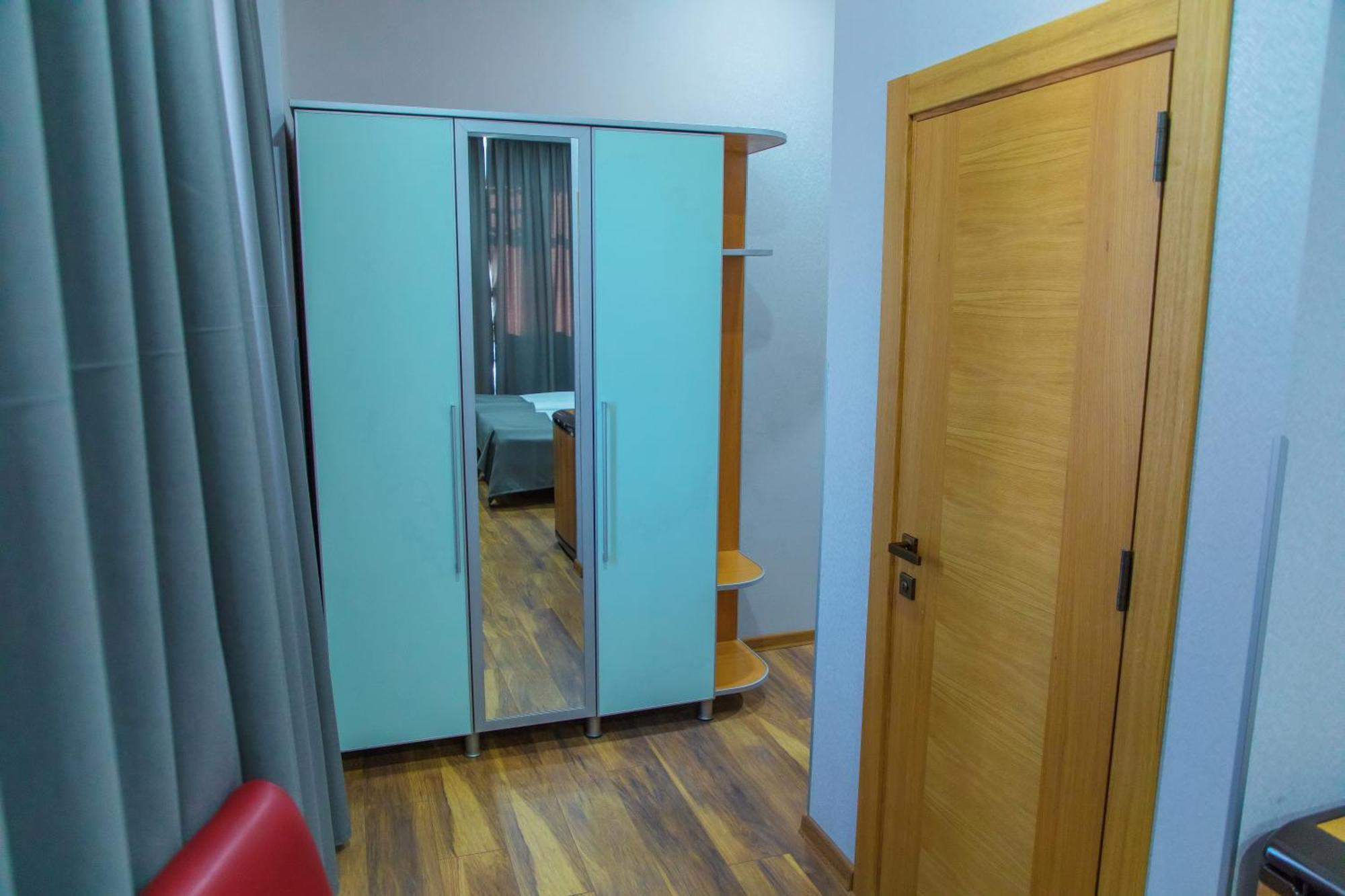 Irmeni Hotel Tbilisi Bagian luar foto