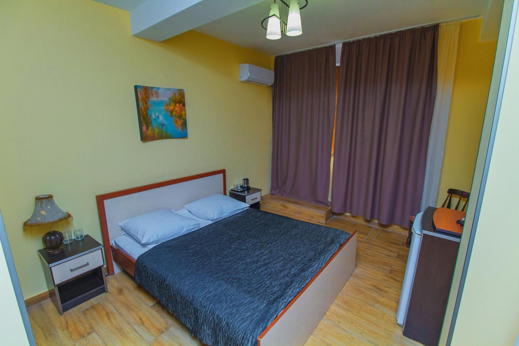 Irmeni Hotel Tbilisi Bagian luar foto