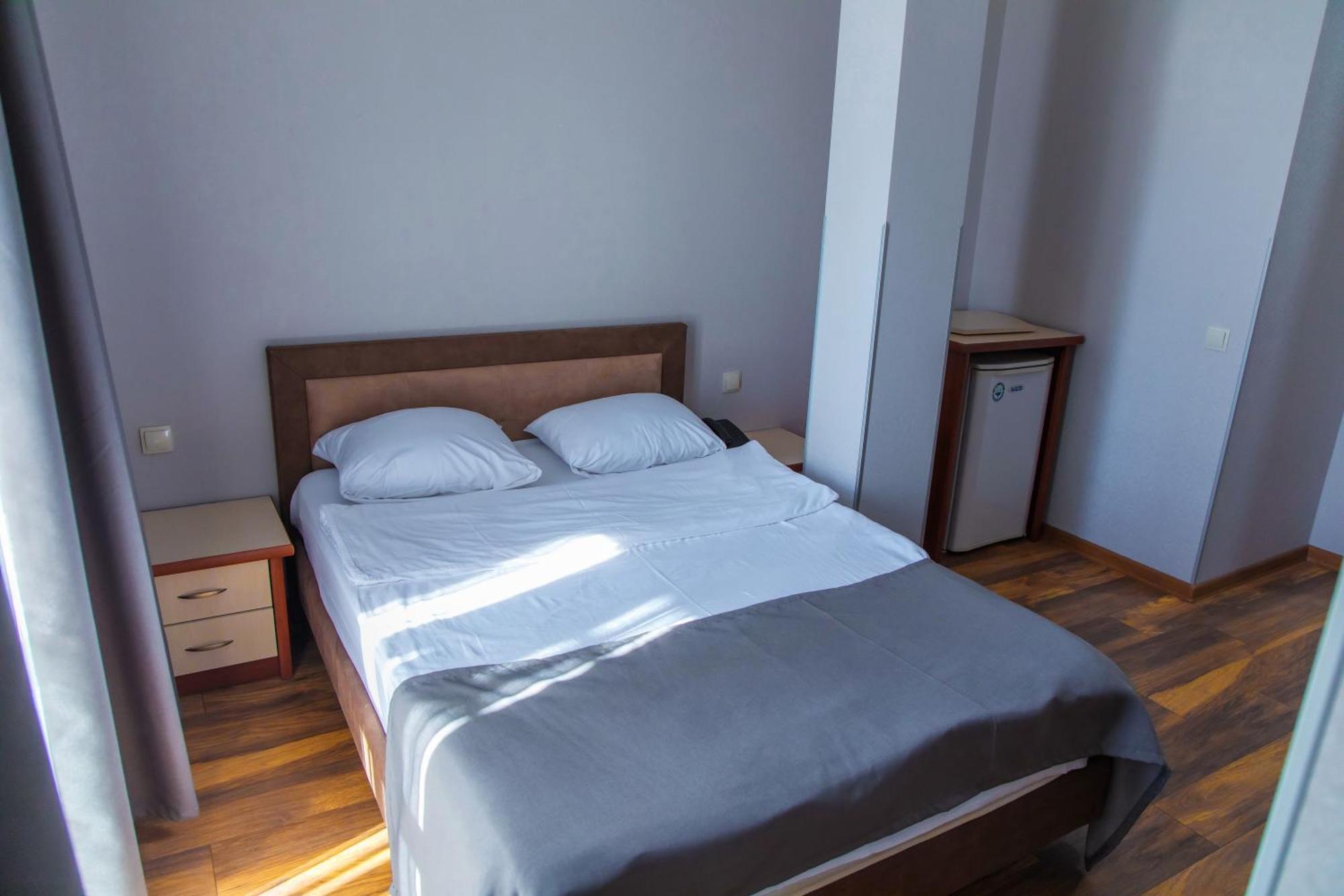 Irmeni Hotel Tbilisi Bagian luar foto