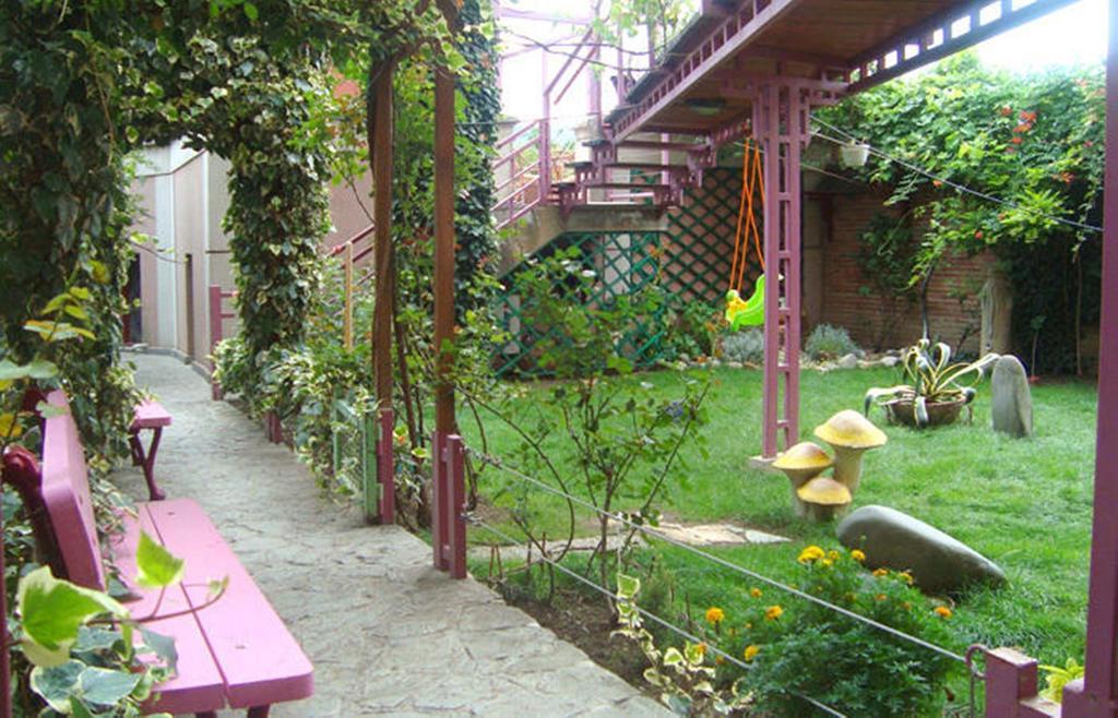 Irmeni Hotel Tbilisi Bagian luar foto