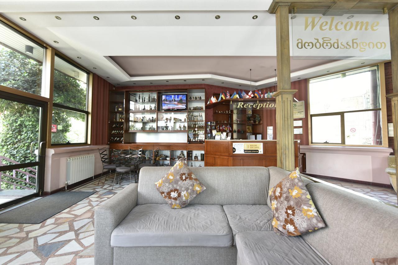 Irmeni Hotel Tbilisi Bagian luar foto