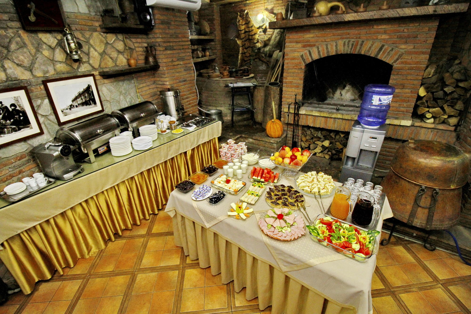 Irmeni Hotel Tbilisi Bagian luar foto